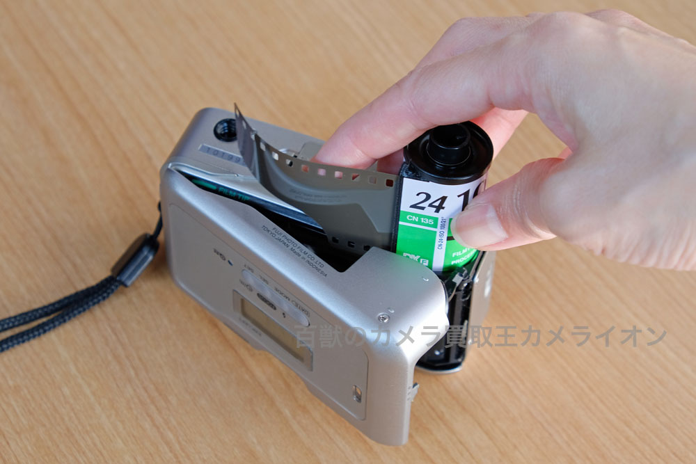 ★ FUJIFILM フジフィルム TIARA II SUPER-EBC FUJINON 28mm F3.5 コンパクト ジャンク品 FUJIFILM フジフィルム TIARA II フィルムカメラ FUJIFILM TIARA II